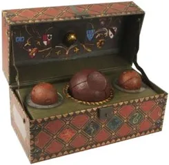 Harry Potter - Collectible Quidditch Set  por R$ 39,60