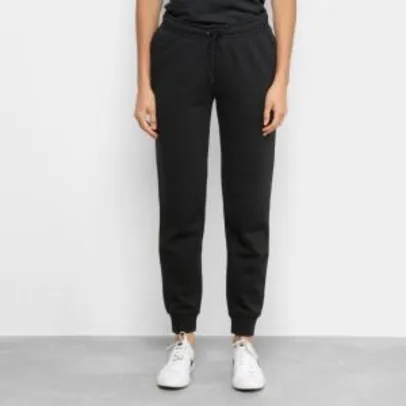 Calça Nike Sportswear Essential Feminina - R$152