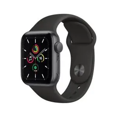 Apple Watch SE (GPS) 44mm caixa cinza-espacial de alumínio com pulseira esportiva preta | R$ 3.257