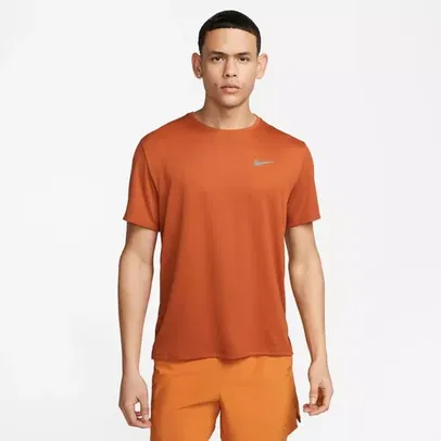 Camiseta Nike Dri-FIT UV Miler Masculina (G,GG E G3)