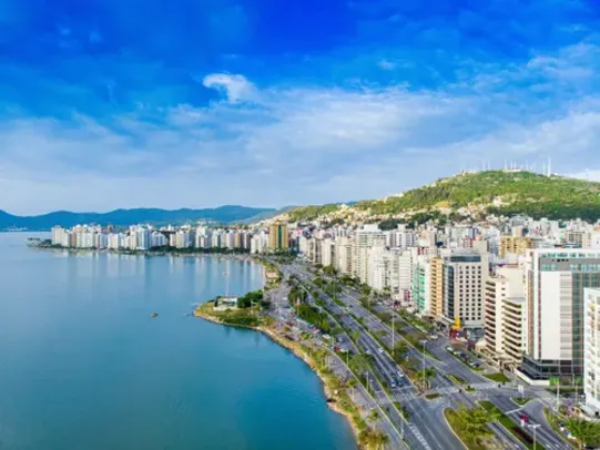 Passagens Aéreas para Florianópolis saindo de Rio de Janeiro a partir de R$ 602 em mar/22024