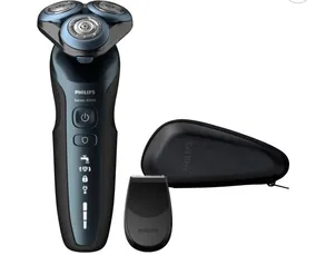 Barbeador Elétrico Philips Shaver S6610/11 Bivolt - Preto/Azul | R$657