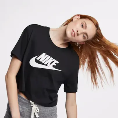 Camiseta Nike Sportswear Essential Feminina [PP P M G GG]