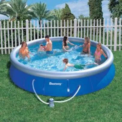 Piscina 10.179L Inflável - R$329,99