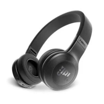 Fone de Ouvido Sem Fio JBL On Ear Headphone Preto - JBLE45BTBLK - R$282