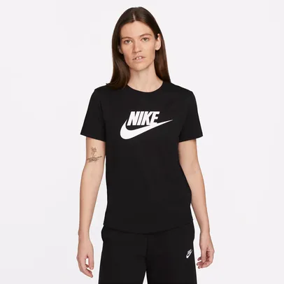 Camiseta Nike Sportswear Essentials Feminina