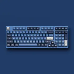 Teclado Akko 3098b por menos de R$ 300. Sem fio com Bluetooth, 2.4gh e USB-C. RGB