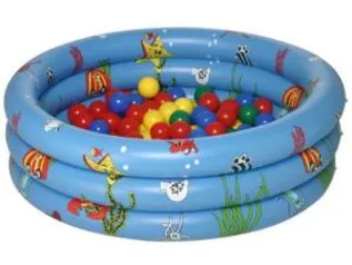 Mini Piscina Inflável com 100 Bolinhas Braskit - 440A | R$126