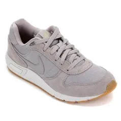 Tênis Nike Nightgazer Masculino - Cinza R$200