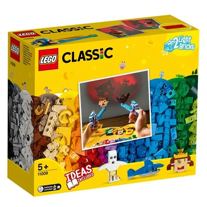 LEGO Classic - Peças e Luzes, 441 Peças - 11009 | R$179