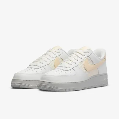 Tênis Nike Air Force 1 '07 ESS Feminino