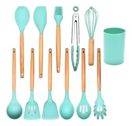 Kit 12 Utensílios De Cozinha Em Silicone E Cabo De Madeira Cor Verde menta