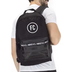 [App] Mochila Nike F.C. - 25 Litros | R$74