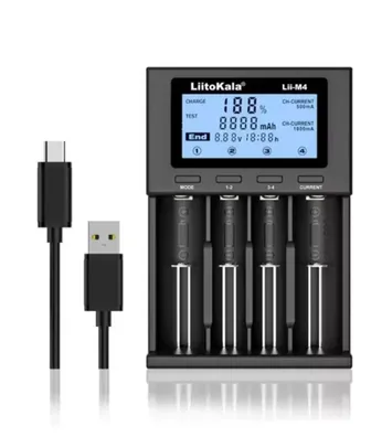 Carregador Smart Liitokala Lii-m4 para pilhas recarregáveis com conector Tipo C e tela LCD