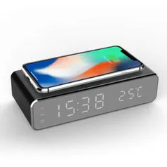 Relógio de mesa digital com carregamento sem fio de celular | R$80