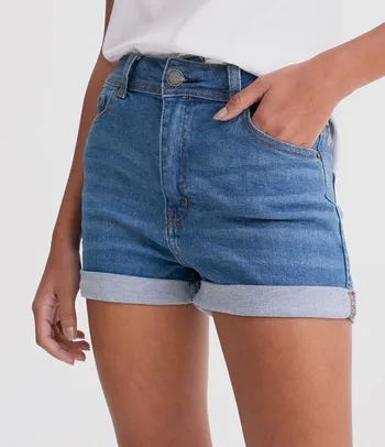 Short Hotpants Cintura Alta em Jeans com Barra Dobrada e Pontos de Luz Azul