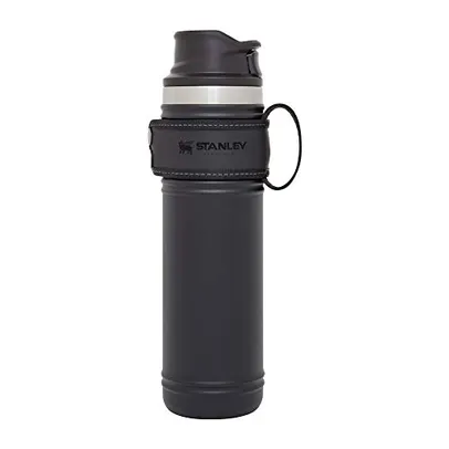 Stanley Caneca de ação The Quadvac Trigger cor preta, 590 ml