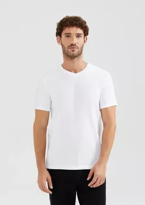 Camiseta Básica Masculina Slim Gola V Em Malha Flamê Hering