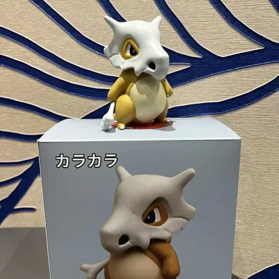 [APP/ TAXA INCLUSA] Pokémon Cubone, figura de ação 8cm