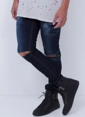 Calça Masculina Skinny Destroyed em Jeans Amassado