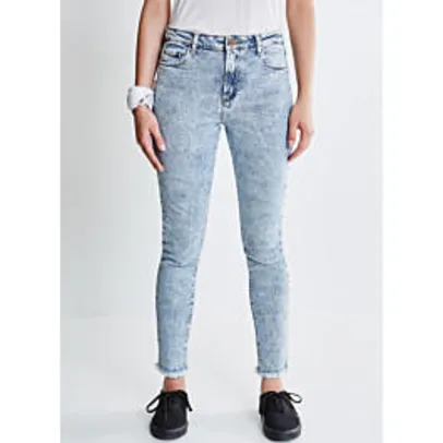 Calça Skinny em Jeans Marmorizado - R$72