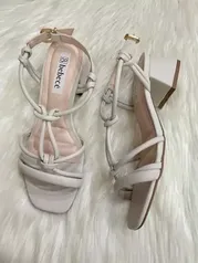 Sandália Casual com Salto Bloco e Detalhes de Tiras e Nós - Bebecê - Off White