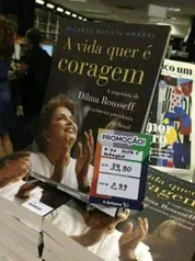 [Leitura - Loja Física] Livro: A vida quer é coragem - Dilma