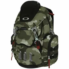 Mochila Oakley Bathroom Sink - R$560