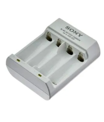 [ PRIME ] Carregador de Pilha para 4 Unidades USB AA/AAA, Sony, Branco | R$ 36