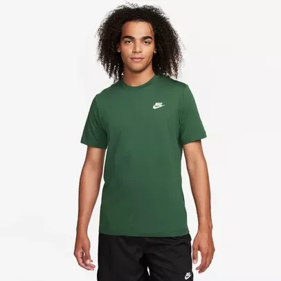 Camiseta Nike Sportswear Club Masculina