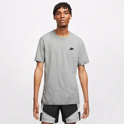 Camiseta Nike Sportswear Club Masculina