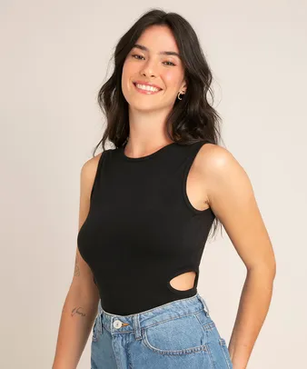 Regata cropped básica cut out decote redondo preta