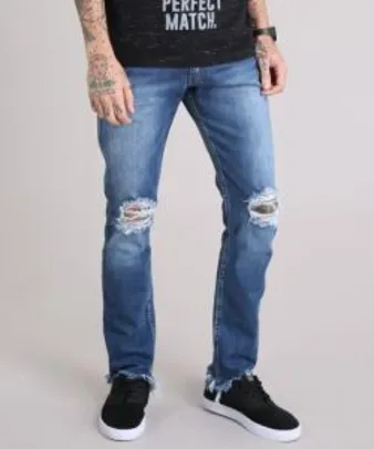 Calça jeans slim destroyed com barra assimétrica desfiada azul escuro - R$40