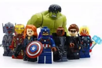 Kit com 8 Vingadores - Compatíveis com Lego