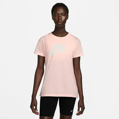 Camiseta Nike Sportswear Essential Feminina Tamanho PP