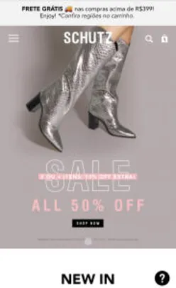 Até 50% off na Schutz e comprando 2 ou + itens tem 10% extra