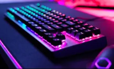 Teclado Mecânico Gamer Cooler Master, RGB, Switch Gateron Red | R$ 390