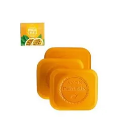 Sabonete Cremoso Naturals Maracujá e Menta 3 Unidades - 80g | R$9