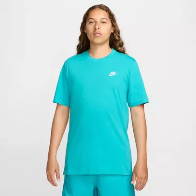 Camiseta Nike Sportswear Club Masculina