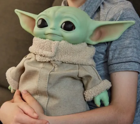 [internacional + AME R$192] Boneco Yoda Mandalorian Mattel 28cm | R$386