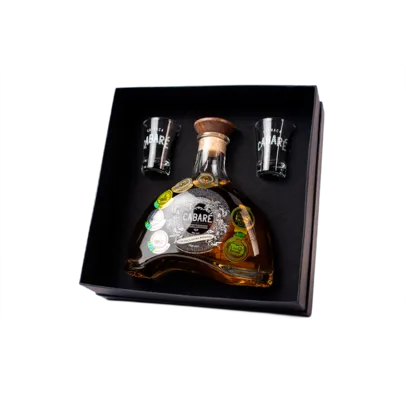 Kit cachaça cabaré R$349