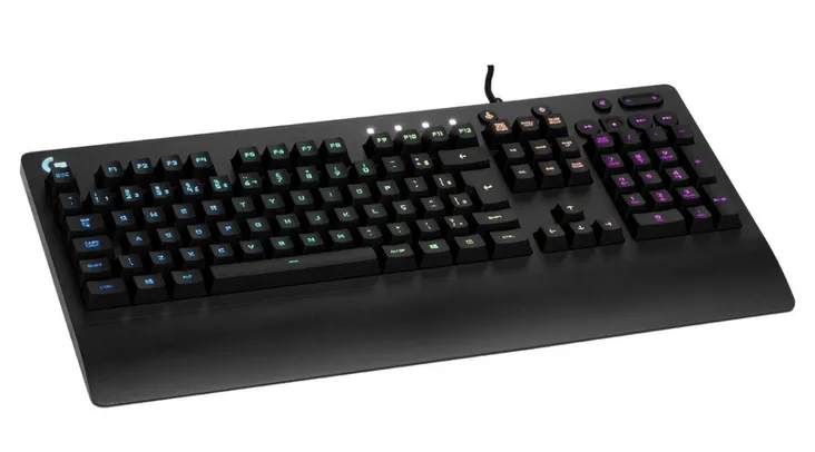 Teclado Gamer Logitech G213 Prodigy RGB ABNT2