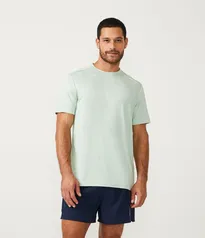 Camiseta Esportiva Básica em Dry Fit com Detalhes Refletivos Azul Agua