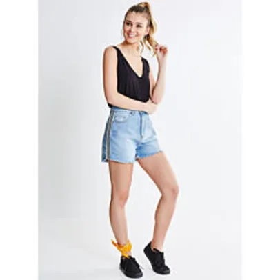 Short Jeans com Listras na Lateral - R$54