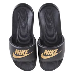 Chinelo Slide Nike Victory Masculino - Preto+Dourado | R$80